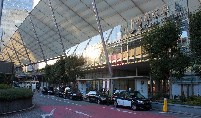 東京駅八重洲口前タクシー乗り場